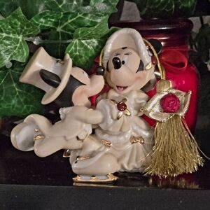 Disney Xmas Decor 3 3/4" Tall